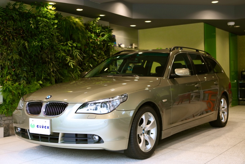BMW 5シリーズ 525iツーリング ハイラインPKG オリーブメタリック 