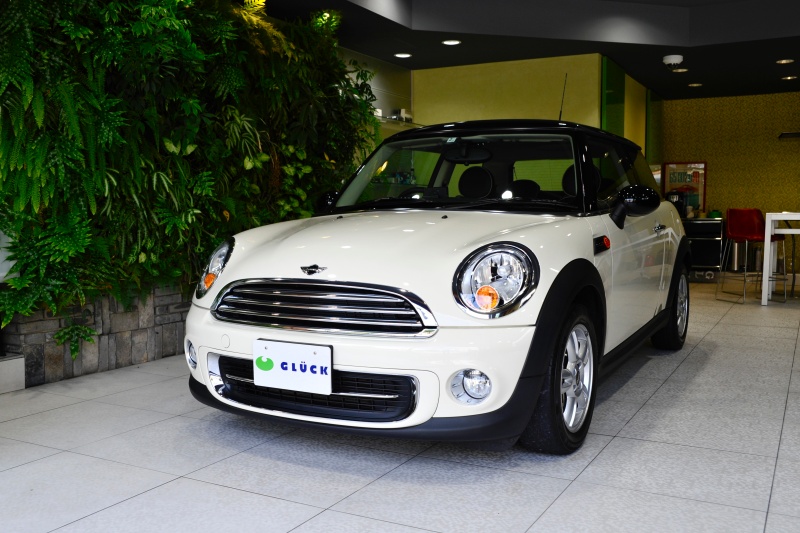 Mini ミニ ミニ クーパー ワンオーナー ブラックルーフ ブラックレザーシート ホワイトステッチ 中古車 情報 Gluck グルック Mini ミニ ミニ クーパー ワンオーナー ブラックルーフ ブラックレザーシート ホワイトステッチ 中古車 情報 Gluck グルック