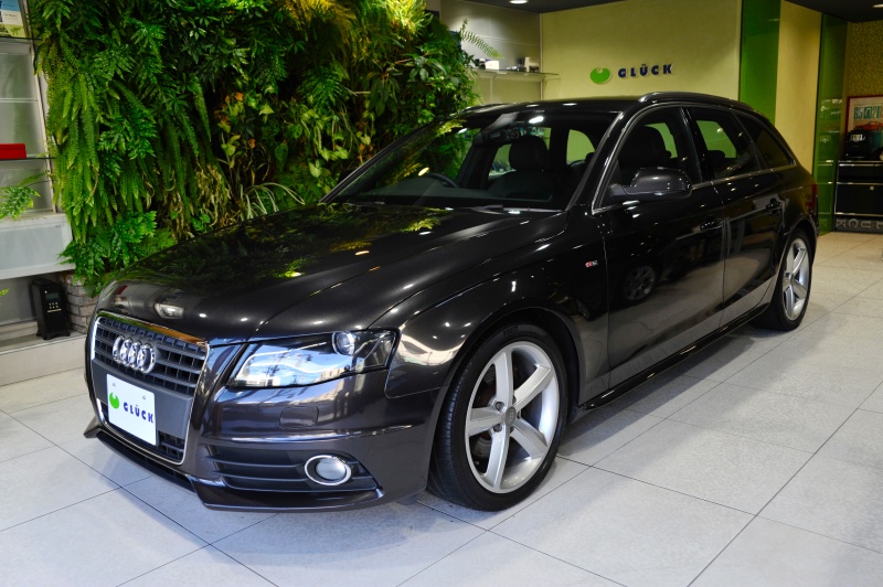 アウディ A4アバント S-lineパッケージ 1.8TFSI ハーフレザー アウディ A4アバント S-lineパッケージ 1.8TFSI ハーフレザー