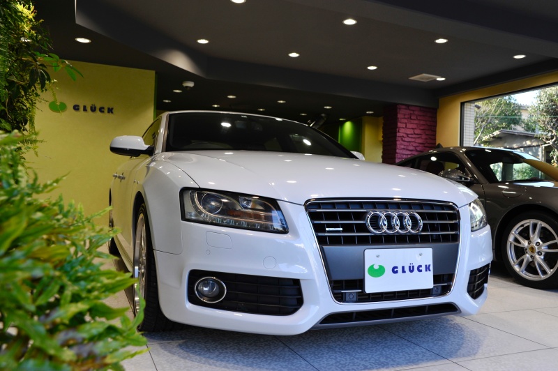 アウディ A5 スポーツバック S-lineパッケージ 2.0TFSI クワトロ
