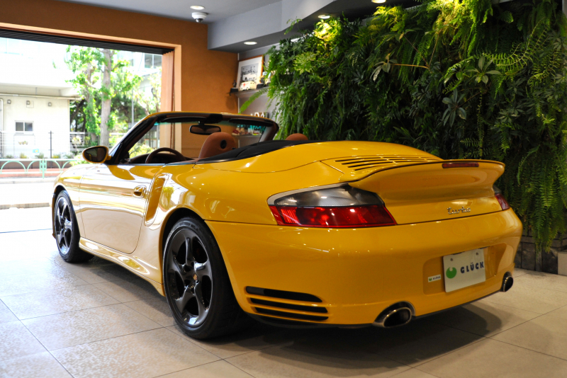 ミニチャンプス WAP02006410 1/43 ポルシェ 911 996 ターボ