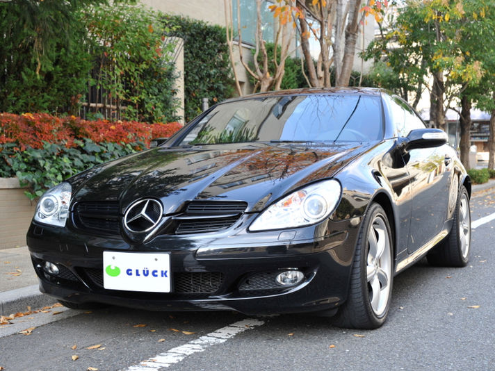 メルセデスベンツ Slkクラス Slk350 左ハンドル レッドレザーシート 中古車 情報 Gluck グルック世田谷 メルセデスベンツ Slkクラス Slk350 左ハンドル レッドレザーシート 中古車 情報 Gluck グルック世田谷