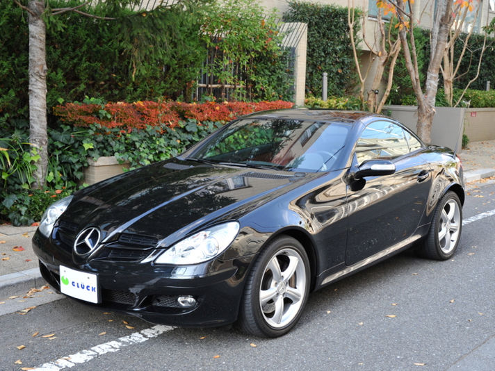 メルセデスベンツ Slkクラス Slk350 左ハンドル レッドレザーシート 中古車 情報 Gluck グルック世田谷 メルセデスベンツ Slkクラス Slk350 左ハンドル レッドレザーシート 中古車 情報 Gluck グルック世田谷