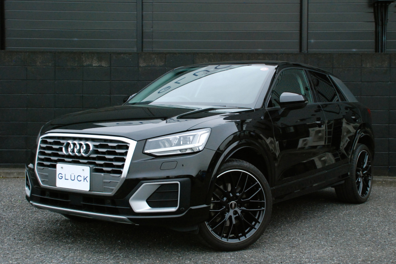 アウディ Q2 ハッシュタグ ブラック エレガンス 限定車! ワンオーナー 