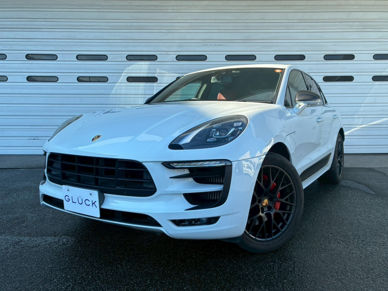 ポルシェ マカン GTS PDK 4WD スポエグ 赤革インテリア 20インチ