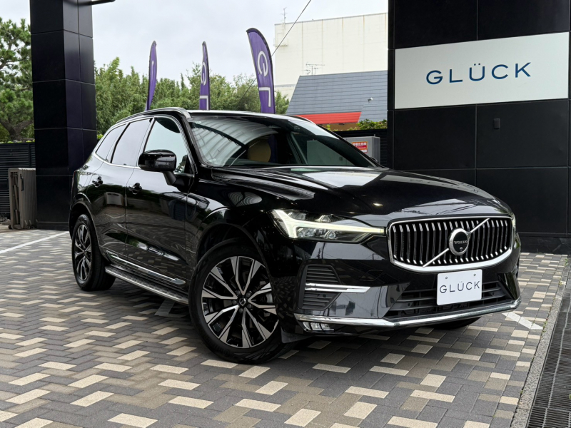ボルボ XC60 アルティメットB5 AWD ワンオーナー/パノラマガラス